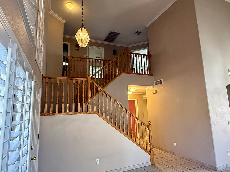 1273 W Swan Ct — Photo 5