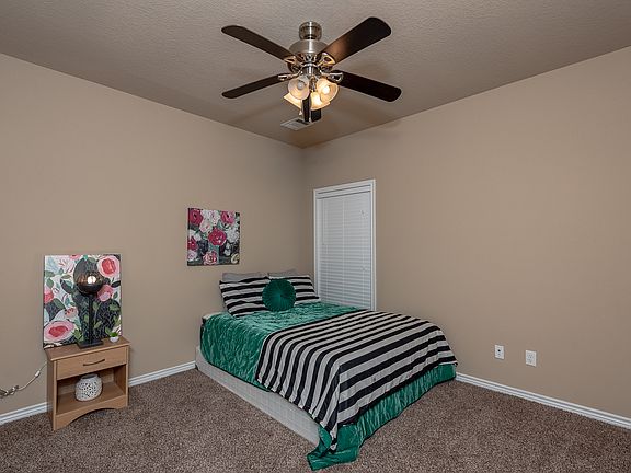 3rd image of 3604 Kenyon Dr #C