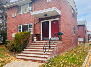 241 Wpassaic St #12B, Rochelle Park, NJ 07662