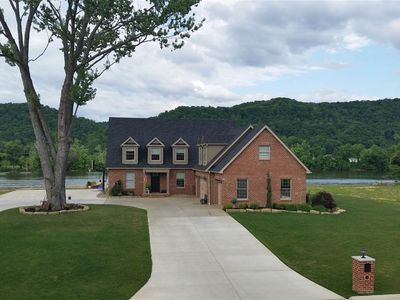 Peyton Cir, Winfield, WV, 25213