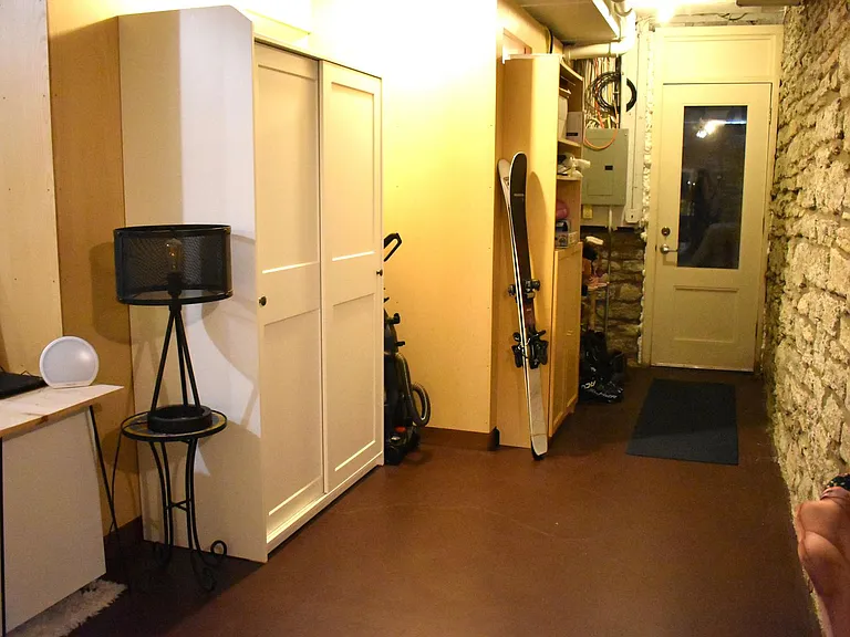 415 6th St SE — Photo 21