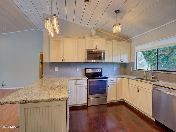 4th image of 105 Hidden Hills Dr