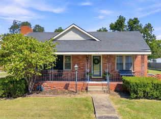 519 E Main St, Pawhuska, OK 74056