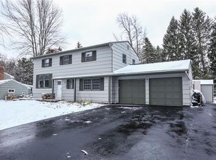651 Cumberland Way, Webster, NY 14580