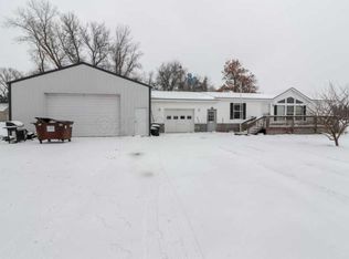 204 3rd St SW, Ulen, MN 56585