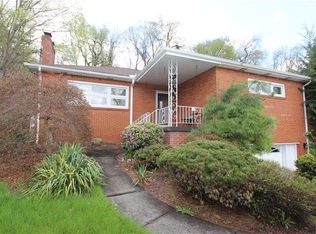 81 W Bruceton Rd, Pittsburgh, PA 15236