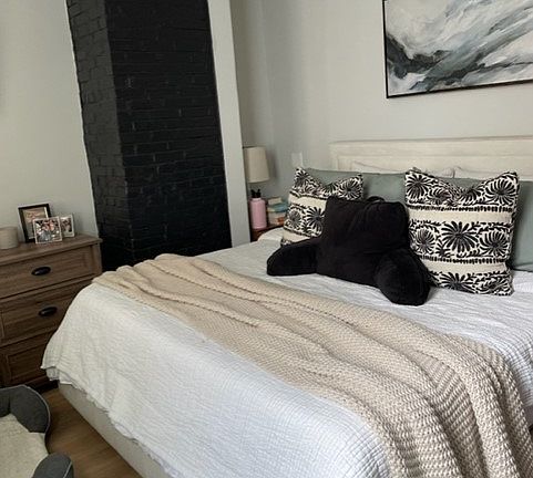 5th image of 67 Chelsea St APT 2
