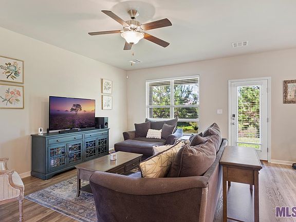 5th image of 10571 Dodger Dr