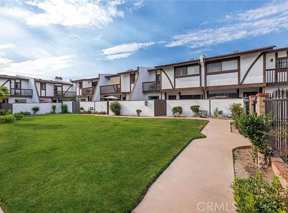 5th image of 14561 Cerise Ave #10
