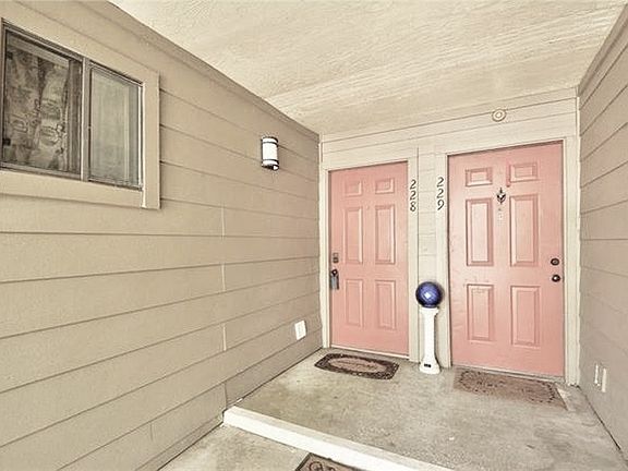 3rd image of 1135 Barton Hills Dr APT 228