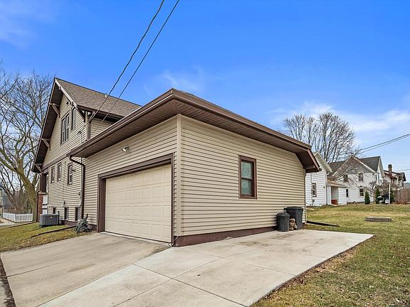 2nd image of 143 North Ridge STREET