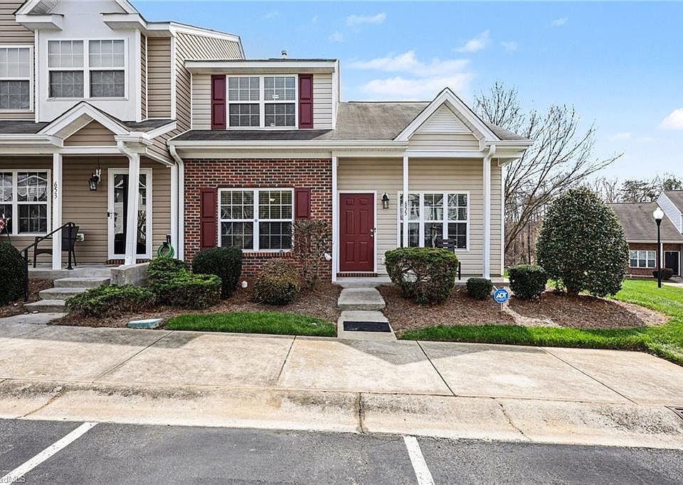 1st image of 655 Grasswren Way