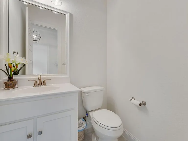 1424 Silent Springs Dr — Photo 13