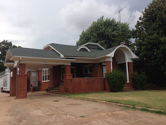 Charming & Attractive Home