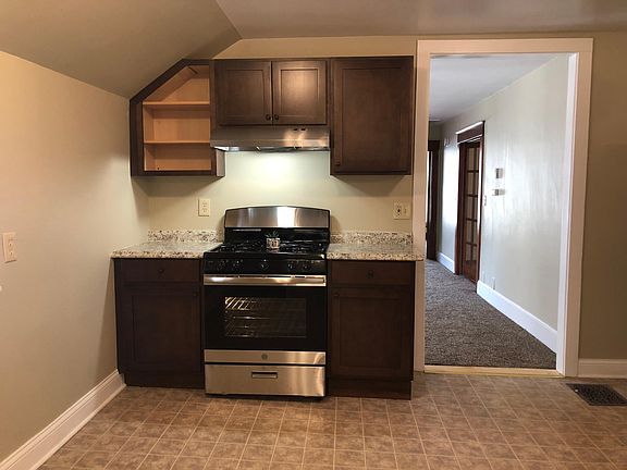 4th image of 2357 S Woodward St Unit 2