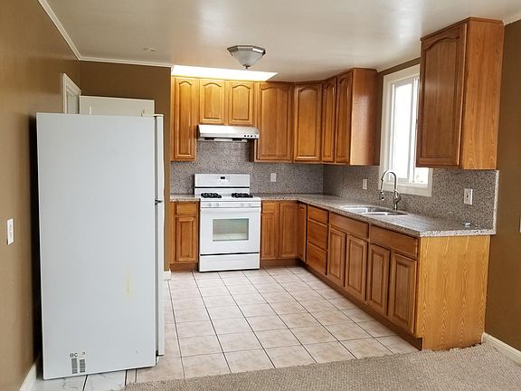 2nd image of 1901 29th Ave