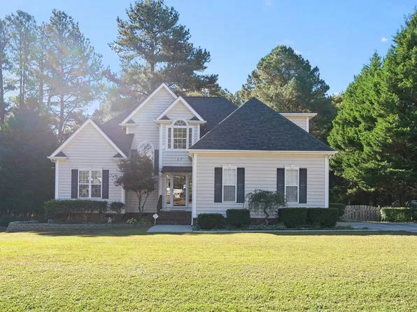 27 W Thicket Dr, Angier, NC 27501