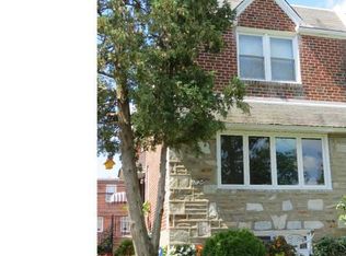 1826 Arnold St, Philadelphia, PA 19152