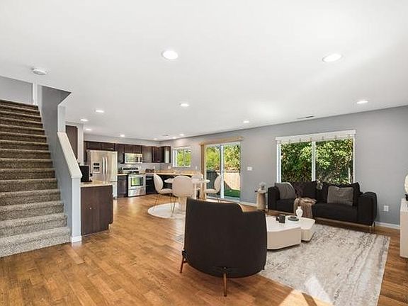 4th image of 4273 E Roosevelt Ave