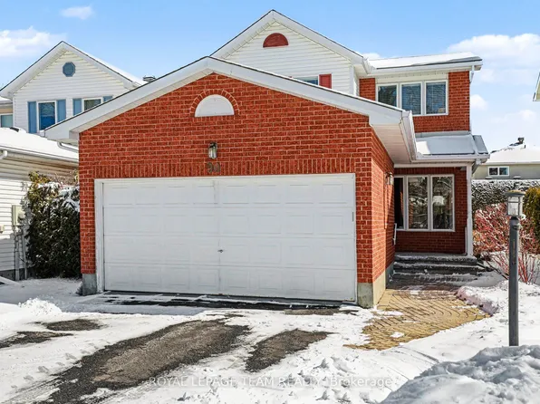 90 Moresby Dr, Ottawa, ON K2M 2J6