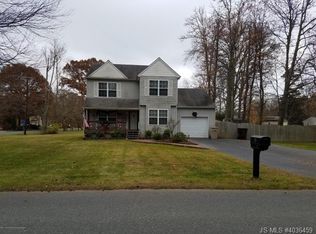 70 Sloop Creek Rd, Bayville, NJ 08721