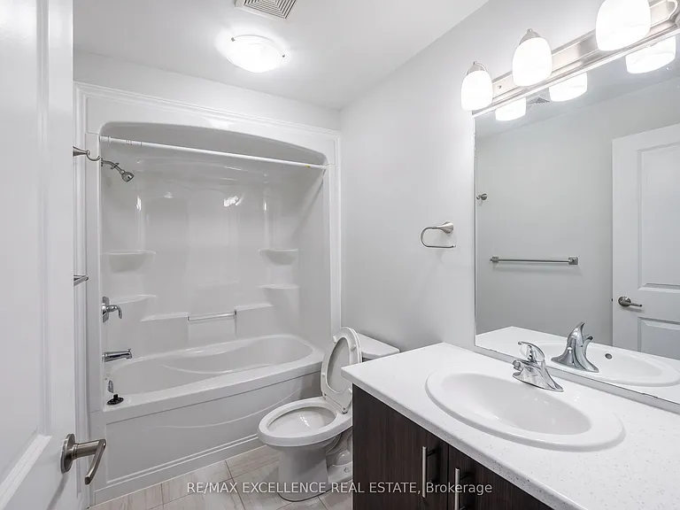186 Louise St — Photo 4