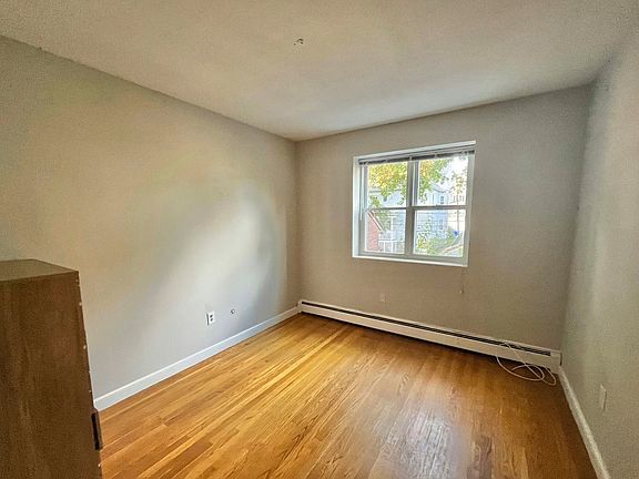 4th image of 649 Washington St #17