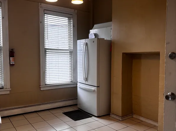 105 Congress Street image 2 of 11