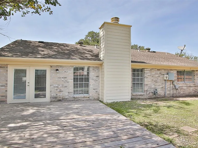 13303 Hampton Falls Dr — Photo 33