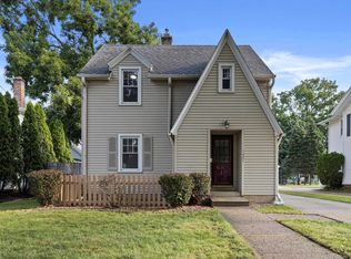 1321 Ruger Ave, Janesville, WI 53545
