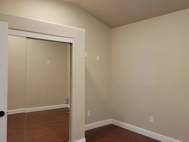 100 La Crosse Dr #2 — Photo 10