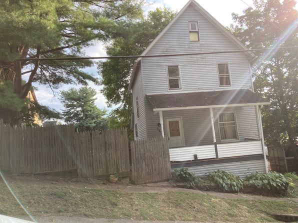 606 Cornplanter Ave #1