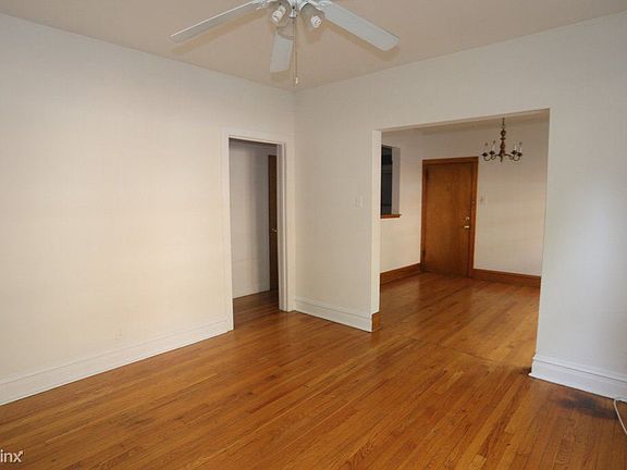 4th image of 4503 N Oakley Ave APT 1