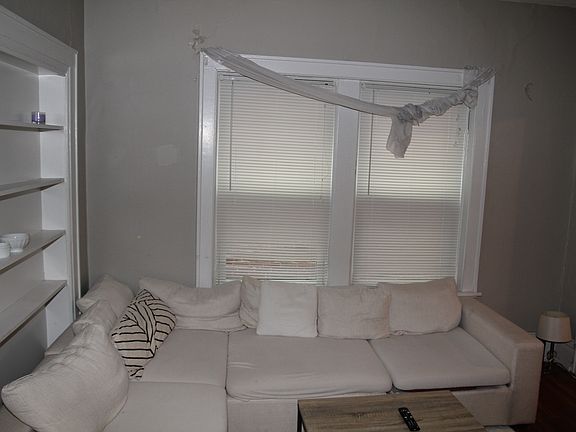 3rd image of 6605 Kingsbury Ave #2E