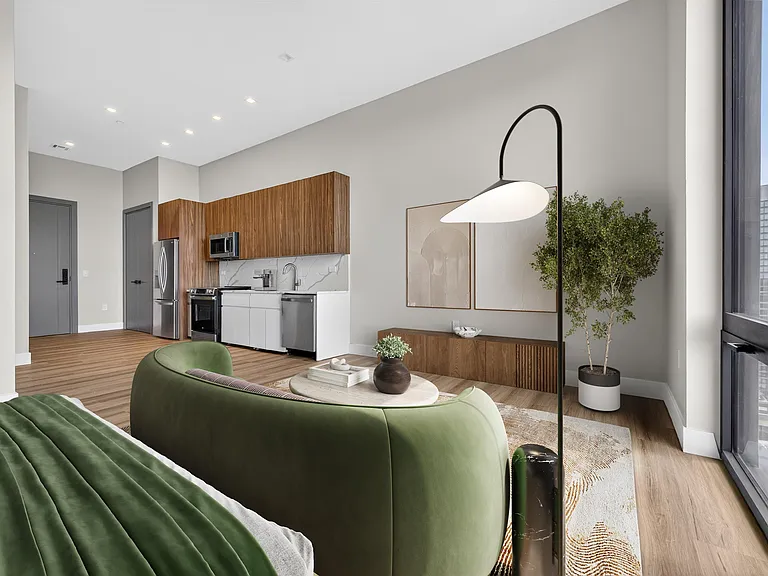 300 Washington St #6I — Photo 1