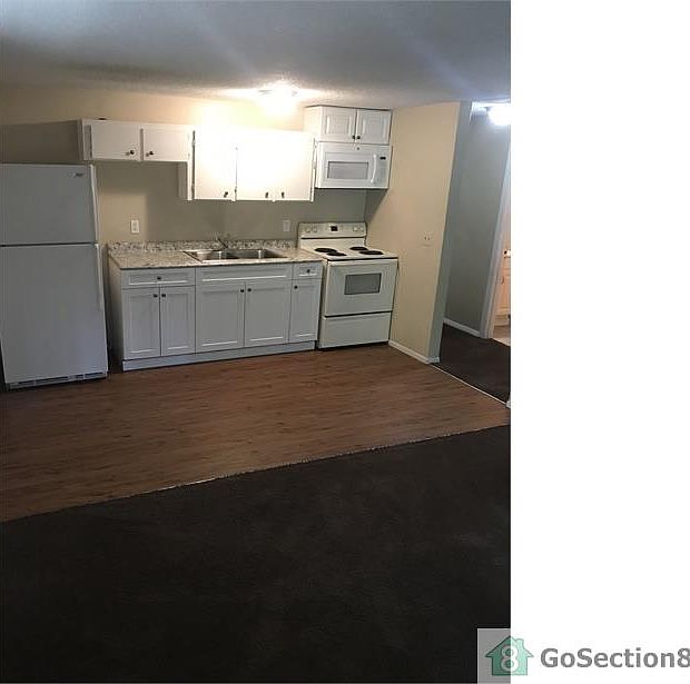 1st image of 1904 E Mulberry Dr APT B