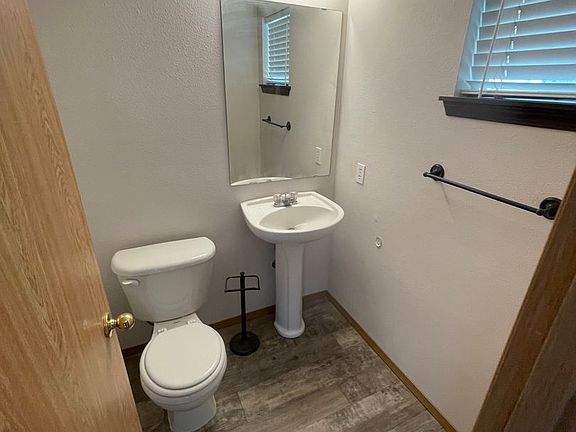 5th image of 8519 160th Street Ct E