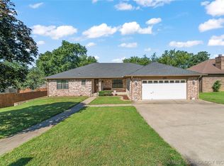 608 S Oak Ave, Tahlequah, OK 74464