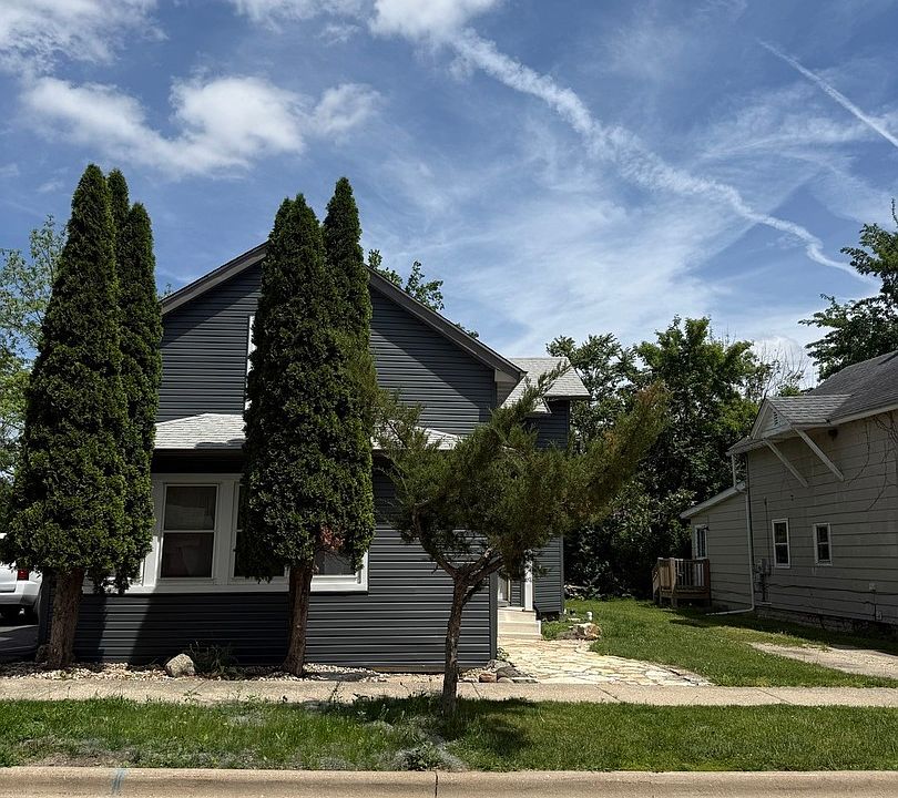 1st image of 204 Iowa Ave