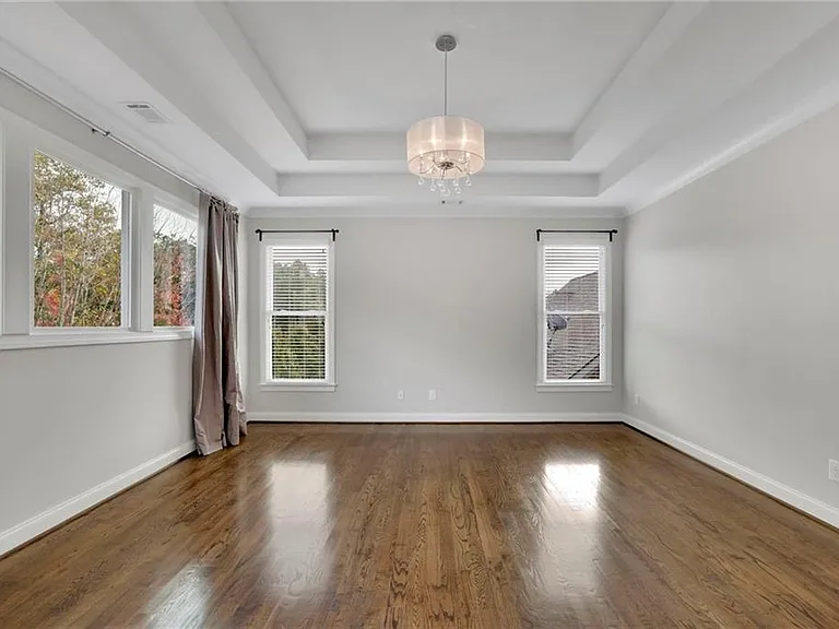 3245 Lynwood Dr — Photo 26