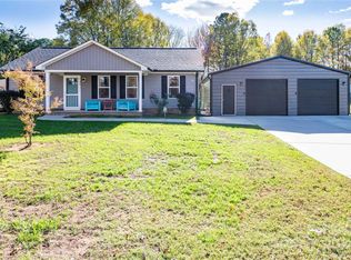 2611 Eagle St, Kannapolis, NC 28081