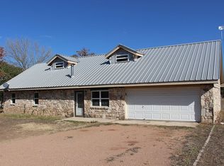87 Lois Kay, Harper, TX 78631