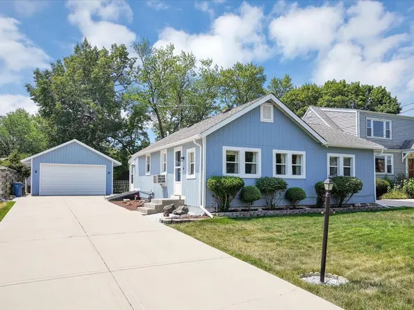 179 George St, Bensenville, IL 60106
