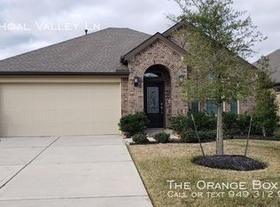 2338 Shoal Valley Ln, Rosenberg, TX 77469