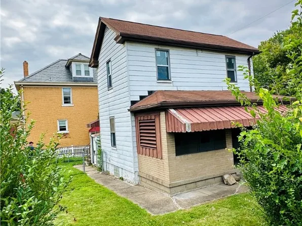 131 Vine St, Homestead, PA 15120