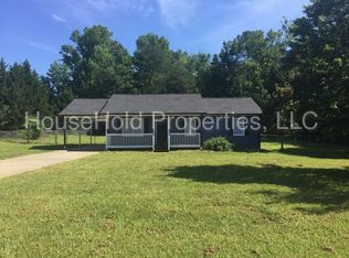 37 Jennifer Ln, Rydal, GA 30171