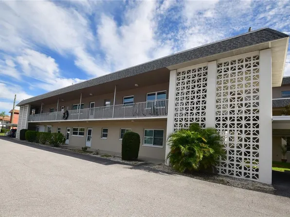 1225 58th St N APT 203A, Saint Petersburg, FL 33710