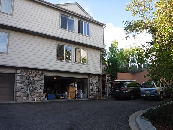 view forfront of unit