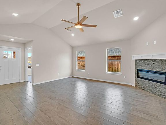 5th image of 4022 SW Jefferson Ave