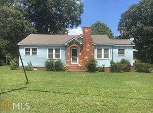605 Hartwell St, Royston, GA 30662